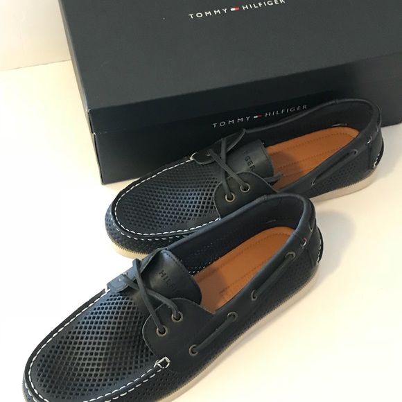 Tommy Hilfiger  Perforated Boat Shoes Men's SZ 10 - Picture 7 of 8